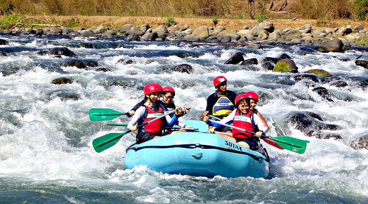 White 7 CDO River White Water Rafting